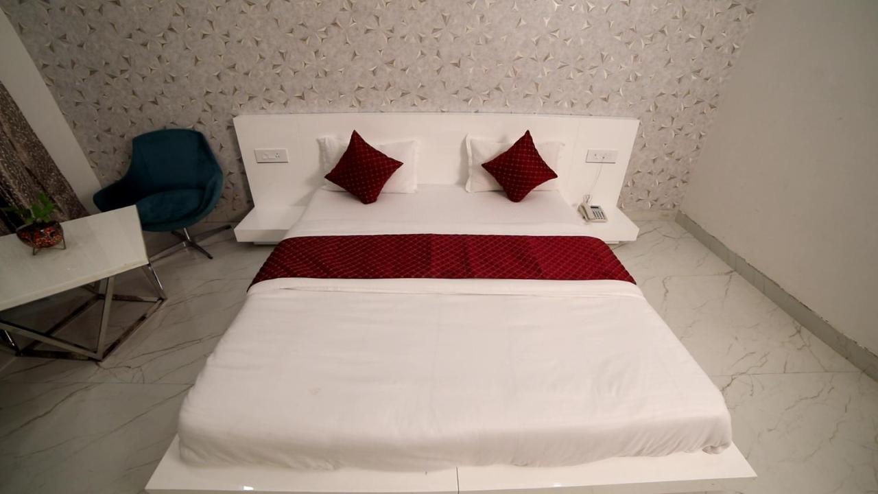 Raja Ji Hotels & Restaurant Jind Exterior photo