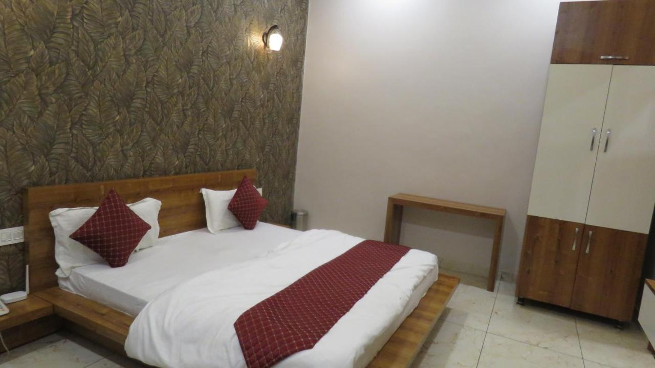 Raja Ji Hotels & Restaurant Jind Exterior photo